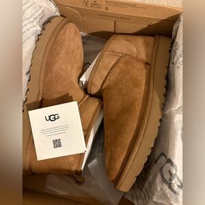 UGG women’s Tan Suede Boots